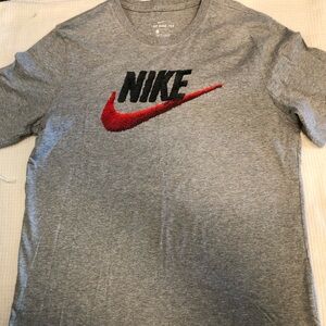 Nike Short Sleeve Tee, Size Medium, Gray